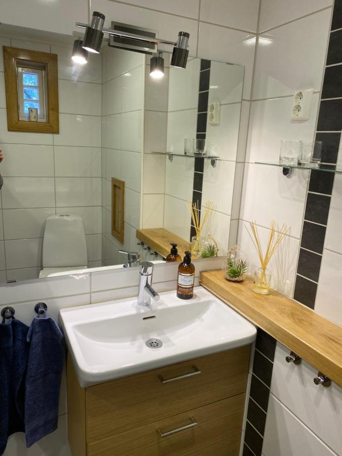 Roeda Huset Villa Hallstahammar Eksteriør billede