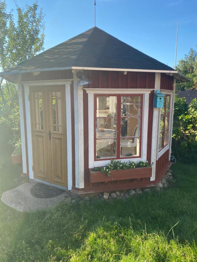 Roeda Huset Villa Hallstahammar Eksteriør billede